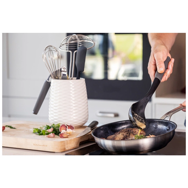 Ложка кухарська KitchenAid Coreline для сервіровки, 34 см, сіра (KAS003OHCGG) - picture 7