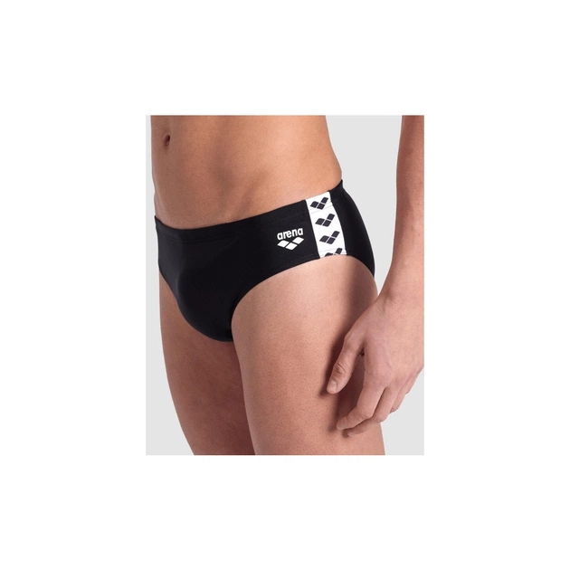 Плавки Arena Icons Swim Briefs Solid 005049-510 чорний 95 (3468337128335) - зображення 6