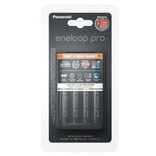 Зарядний пристрій для акумуляторів Panasonic Smart-Quick Charger+Eneloop Pro +4*AA 2500 mAh NI-MH (K-KJ55HCD40E) зображення 1