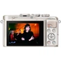 Цифровий фотоапарат Olympus E-PL9 14-42 mm Pancake Zoom Kit white/silver (V205092WE000) - зменшене зображення 3