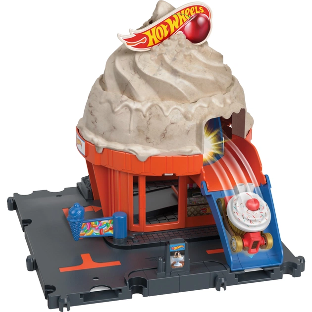 Автотрек Hot Wheels Пригоди в магазині морозива (HKX38) - изображение 1