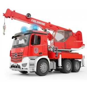 Спецтехніка Bruder Велика пожежна машина з краном МВ Arocs (03675) зображення 1
