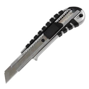 Ніж канцелярський Axent 18мм, METAL, rubber inserts, blister (6901-А) изображение 1