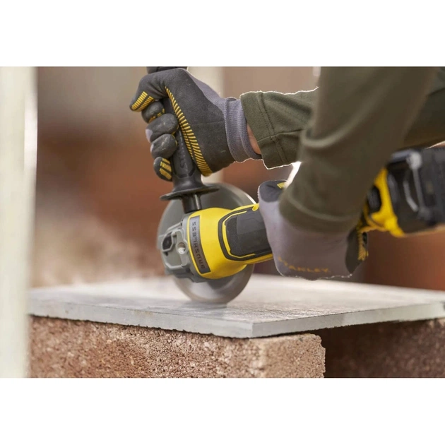 Шліфувальна машина Stanley FatMax, Li-Ion 18V, 9000 об/хв, d=125 мм, 2.66кг (без АКБ та ЗП) (SFMCG700B) - picture 4