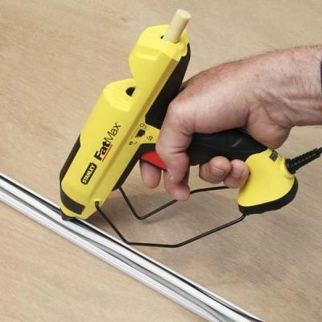 Клейовий пістолет Stanley FatMax, з набором аксесуарів, 11,3мм. (FMHT6-70418) - picture 3