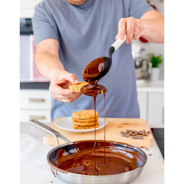 Ложка поварская KitchenAid Classic для сервірування 34 см білий (KHA003OHPNG) - изображение 5