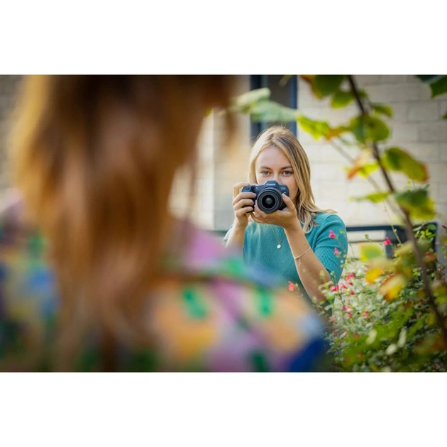 Цифровий фотоапарат Canon EOS R8 + RF 24-50mm f/4.5-6.3 IS STM (5803C016) - picture 4