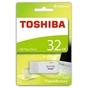 USB флеш накопичувач Toshiba 32GB Hayabusa White USB 2.0 (THN-U202W0320E4) - зменшене зображення 3