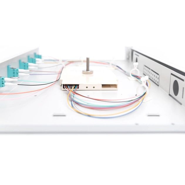 Патч-панель 1U 19", 6xLC duplex, incl, Splice Cass, OM3 Color Pigtails, Adapter Digitus (DN-96330/3) - picture 4