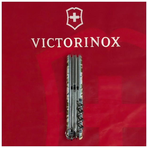 Ніж Victorinox Climber Army Піксель + Лого (1.3703.3_W3941p) - picture 8