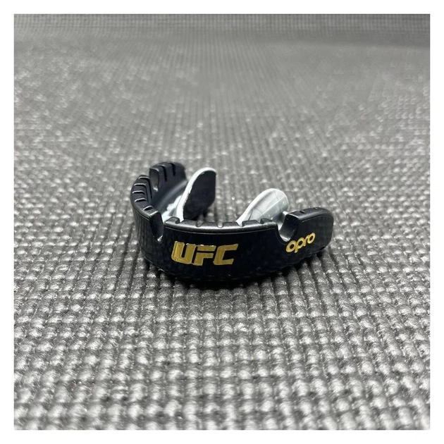 Капа Opro Gold Braces під брекети Blackl/Silver (102518001) (UFC_Gold_Braces_Bl/Silver) - picture 5