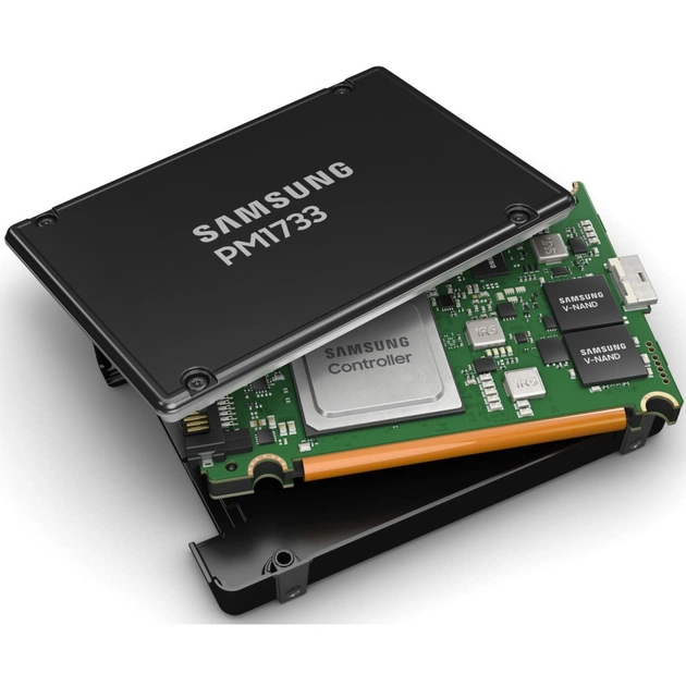 Накопичувач SSD 2.5" 3.84TB PM1733a Samsung (MZWLR3T8HCLS-00A07) - зображення 1