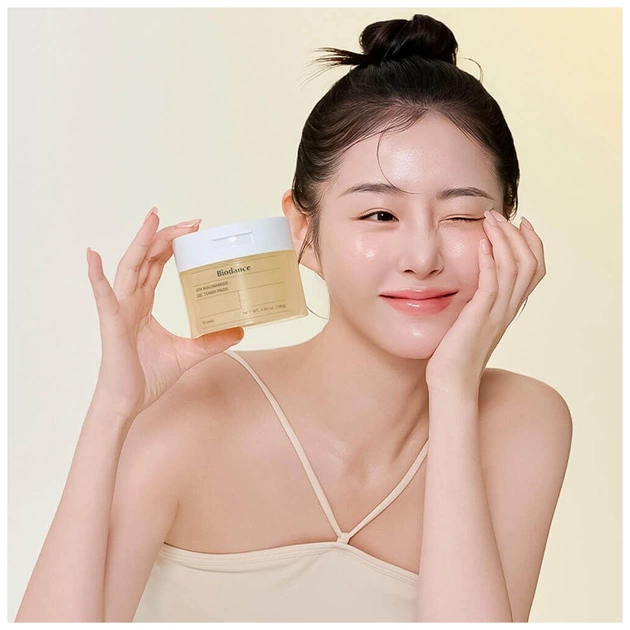 Патчі для обличчя Biodance Vita Niacinamide Gel Toner Pad 60 шт. (8809891183685) - picture 3