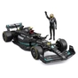 Масштабна модель автомобіля Bburago Автомодель з фігуркою - Mercedes-AMG F1 W14 E Performance, 1:24 (18-28037) - зменшене зображення 3