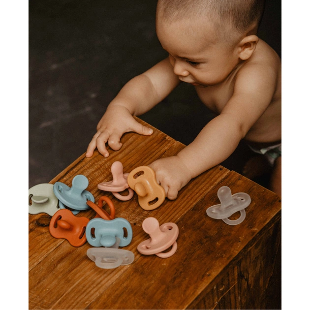 Пустушка Suavinex Colour Essence 0-6 міс, анатомічна силіконова, коричнева (308082) - picture 5