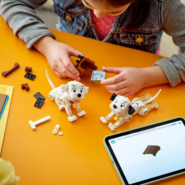 Конструктор LEGO Disney Лакі та Пенні. 101 далматинець (43271) - picture 9