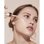 Хайлайтер L'Oreal Paris рідкий Glow Mon Amour 01 - Шампань 15 мл (3600523560899) - уменьшенное изображение 4