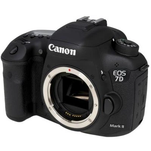 Цифровий фотоапарат Canon EOS 7D Mark II EF-S 18-135 IS STM (9128B045) зображення 1