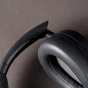Bluetooth-гарнитура JLab Jbuds Lux ANC Graphite (IEUHBJLUXANCRGPH62) - уменьшенное изображение 10