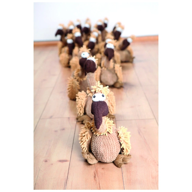 Іграшка для собак Trixie Гриф Густав Тканина і плюш 24 см (4011905359113) - picture 8