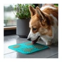 Універсальний посуд для тварин WAUDOG Silicone Килимок для злизування 19х19х1 см блакитний (23522) - уменьшенное изображение 6