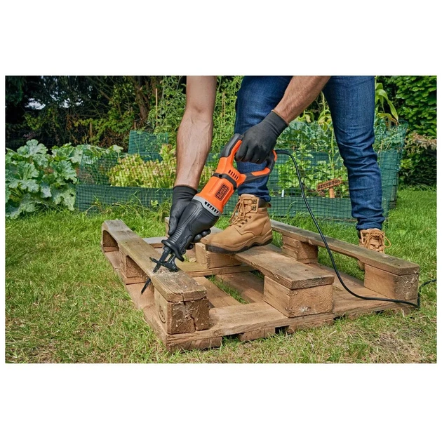 Шабельна пила Black&Decker BES301 - picture 4