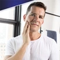 Бритва Gillette SkinGuard Sensitive з 2 змінними картриджами (7702018488148) - зменшене зображення 6