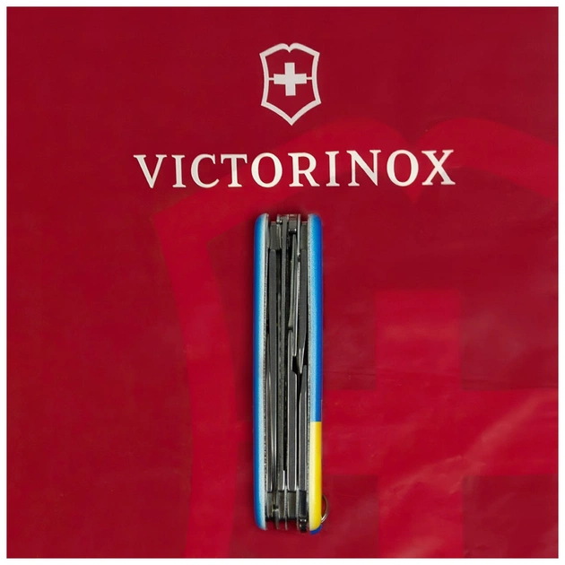 Ніж Victorinox Huntsman Ukraine 91 мм Герб на прапорі вертикальний (1.3713.7_T3030p) - зображення 7