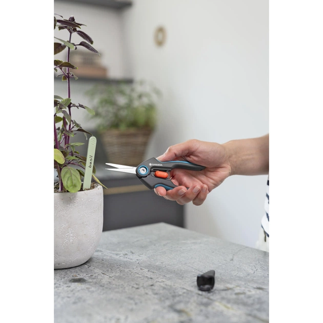 Ножиці садові Gardena FreshCut для трави і квітів (12212-20.000.00) - picture 12