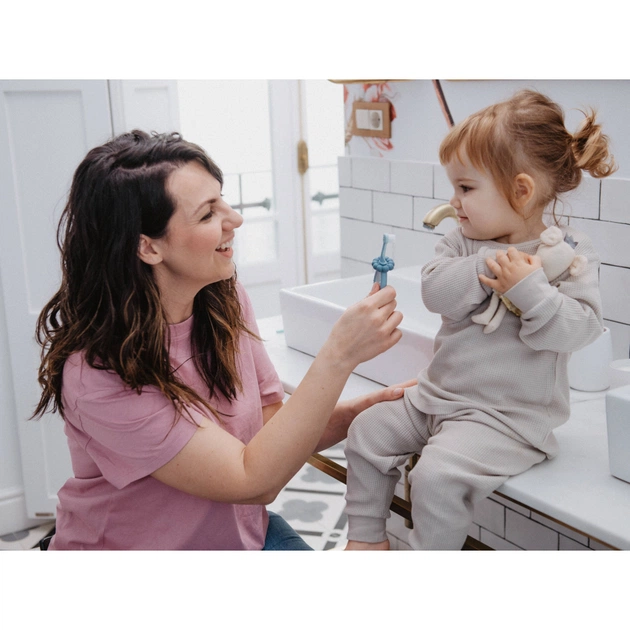 Дитяча зубна щітка Suavinex STAGE 1 з масажером від 0 до 2 років, синя (403012) - picture 4