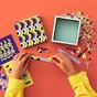 Конструктор LEGO DOTS Велика коробка 479 деталей (41960) - зменшене зображення 7
