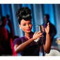 Лялька Barbie Колекційна "Елла Фіцджеральд" (GHT86) - зменшене зображення 5