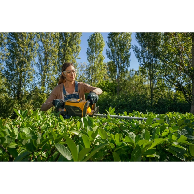 Кущоріз Stiga 48V, 58 см, діам гілок 18 мм (без АКБ та ЗП)¶0.5 кВт, 50 см, діаметр гілок 16 мм, вага 3.1 кг¶0. (HT500e) - picture 11