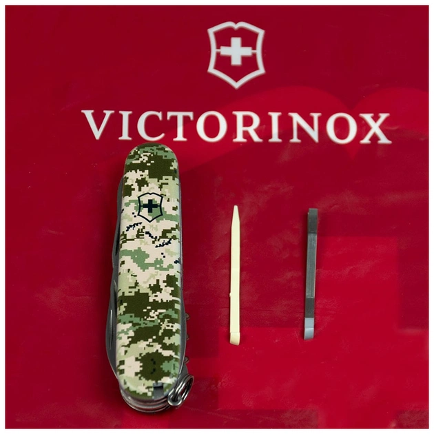 Ніж Victorinox Climber Army Піксель (1.3703.3_W3940p) - picture 6