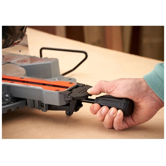 Торцювальна пила Black&Decker 1500 Вт, диск 216х30 мм, 4700 об/хв, XPS, вага 15 кг (BES701) - picture 10