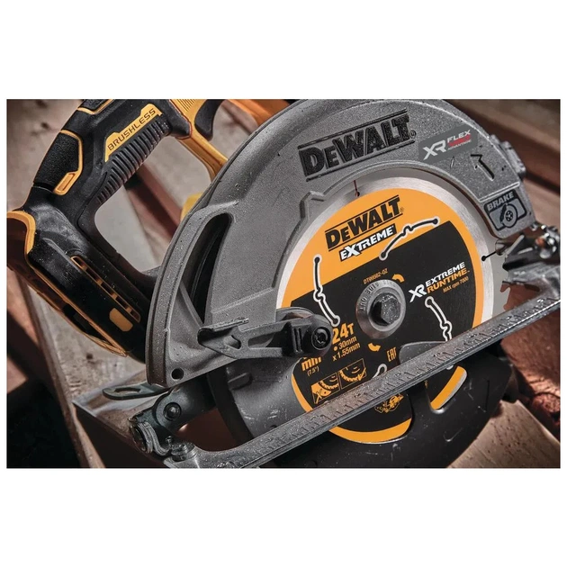 Дискова пила DeWALT 18V XR Li-lon FLEXVOLT ADVANTAGE, диск 190х30 мм, TSTAK (без АКБ та ЗП) (DCS573NT) - зображення 8