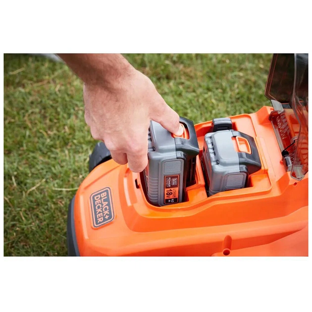 Газонокосарка Black&Decker BCMW3318 18V, 2x2.5Ah, ширина косіння 32 см (BCMW3318L2) - зображення 4