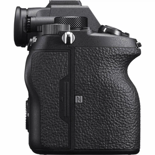 Цифровий фотоапарат Sony Alpha 7R Mark 4 body black (ILCE7RM4B.CEC/ILCE7RM4B.CEC) зображення 1