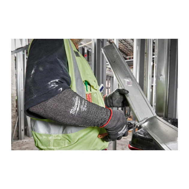 Нарукавники защитные Milwaukee с уровнем сопротивления порезам E, 40 см (4932479936) - изображение 4