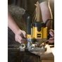 Фрезер DeWALT 1100 Вт, 8000 - 24000 об/хв, цанга 8 мм (DW621) - зменшене зображення 8