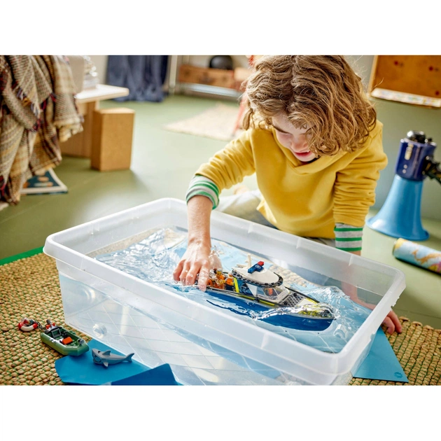 Конструктор LEGO City Переслідування на поліцейському катері (60456) - picture 11