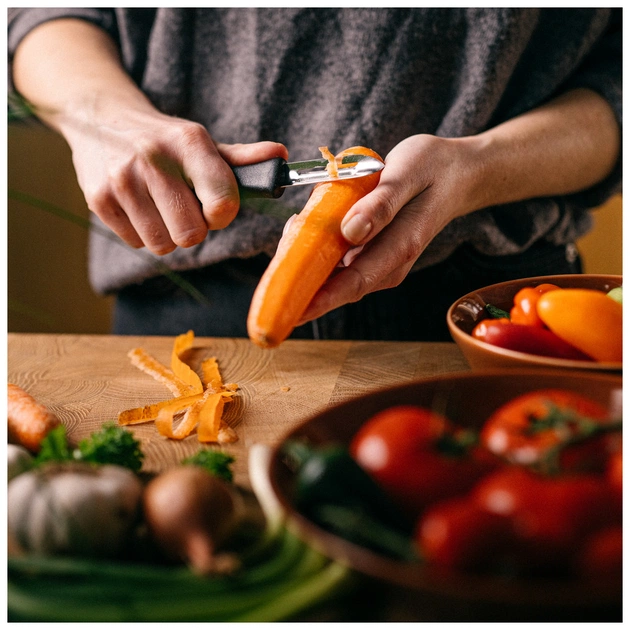 Овочечистка Fiskars Essential 6 см (1065585) - picture 5