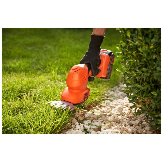 Кущоріз Black&Decker 18 В, 2Ah, насадки- 20 см/8 мм, 10 см/18 мм, (BCSS18D1) - зображення 9