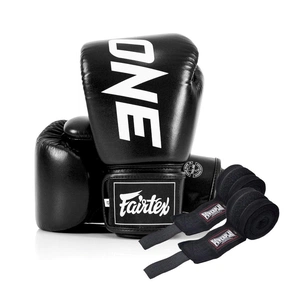 Боксерські рукавички Fairtex BGV1-ONE (натуральна шкіра) Black 16 унцій (бинти в комплекті) (BGV1-ONE_16oz_Black) зображення 1