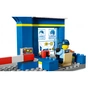 Конструктор LEGO City Переслідування на поліцейській дільниці 172 деталей (60370) - зменшене зображення 7