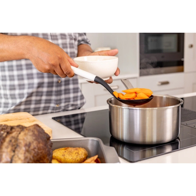 Ложка поварская KitchenAid Classic для сервірування з прорізами 34 см білий (KHA004OHPNG) - изображение 5