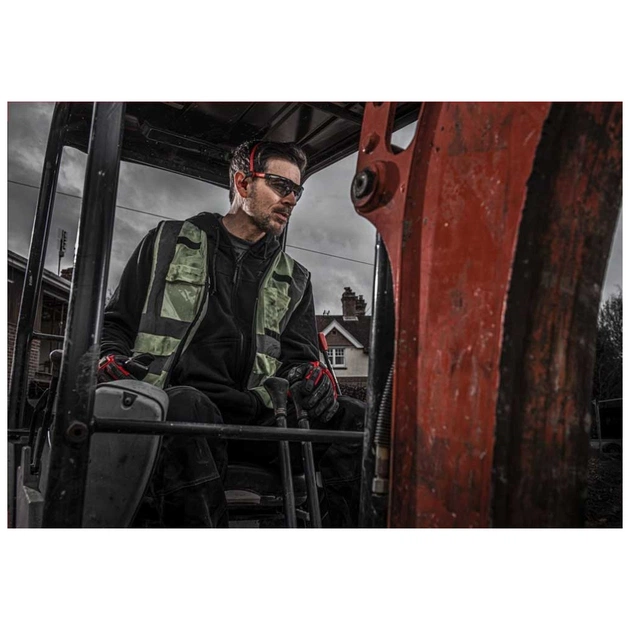 Защитные очки Milwaukee улучшенные, серые (4932478907) - изображение 5