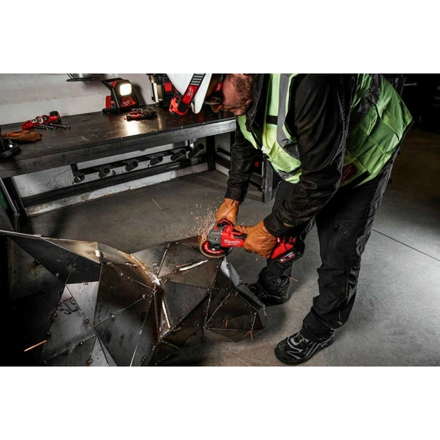 Шліфувальна машина Milwaukee M18 FSAG125XB-0X FUEL, 125 мм, HD кейс (без АКБ та ЗП) (4933478429) - picture 7