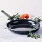 Сковорода GreenPan Essence Perforated Base, 28 см з керамічним покриттям (CC009041-001) - зменшене зображення 7