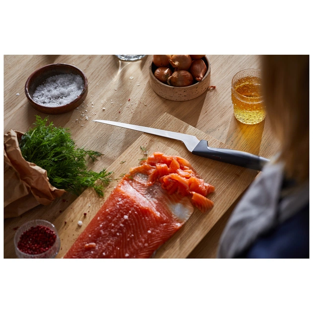 Кухонний ніж Fiskars Hard Edge філейний 22 см (1054946) - picture 5